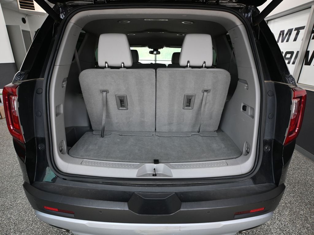 Vehicle image 43 of 57