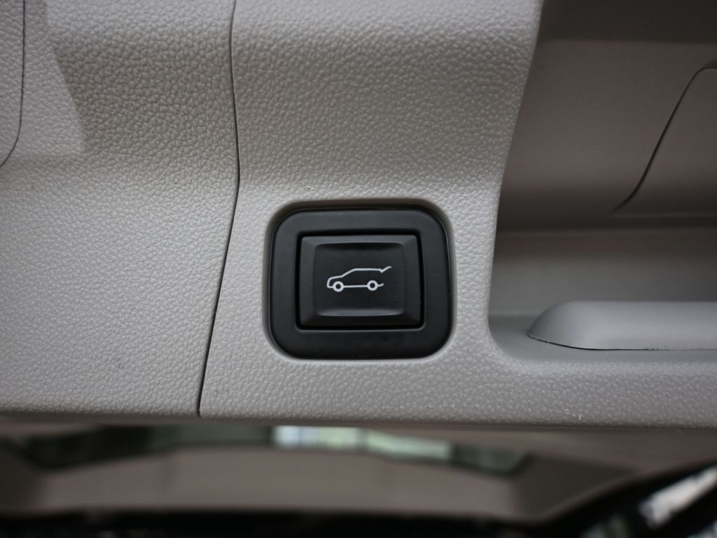 Vehicle image 44 of 57
