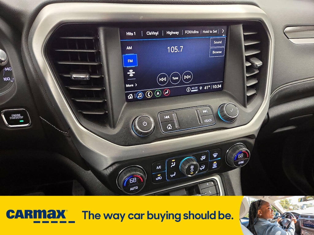Vehicle image 21 of 31