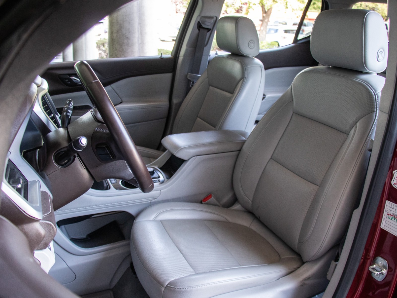 Vehicle image 9 of 30