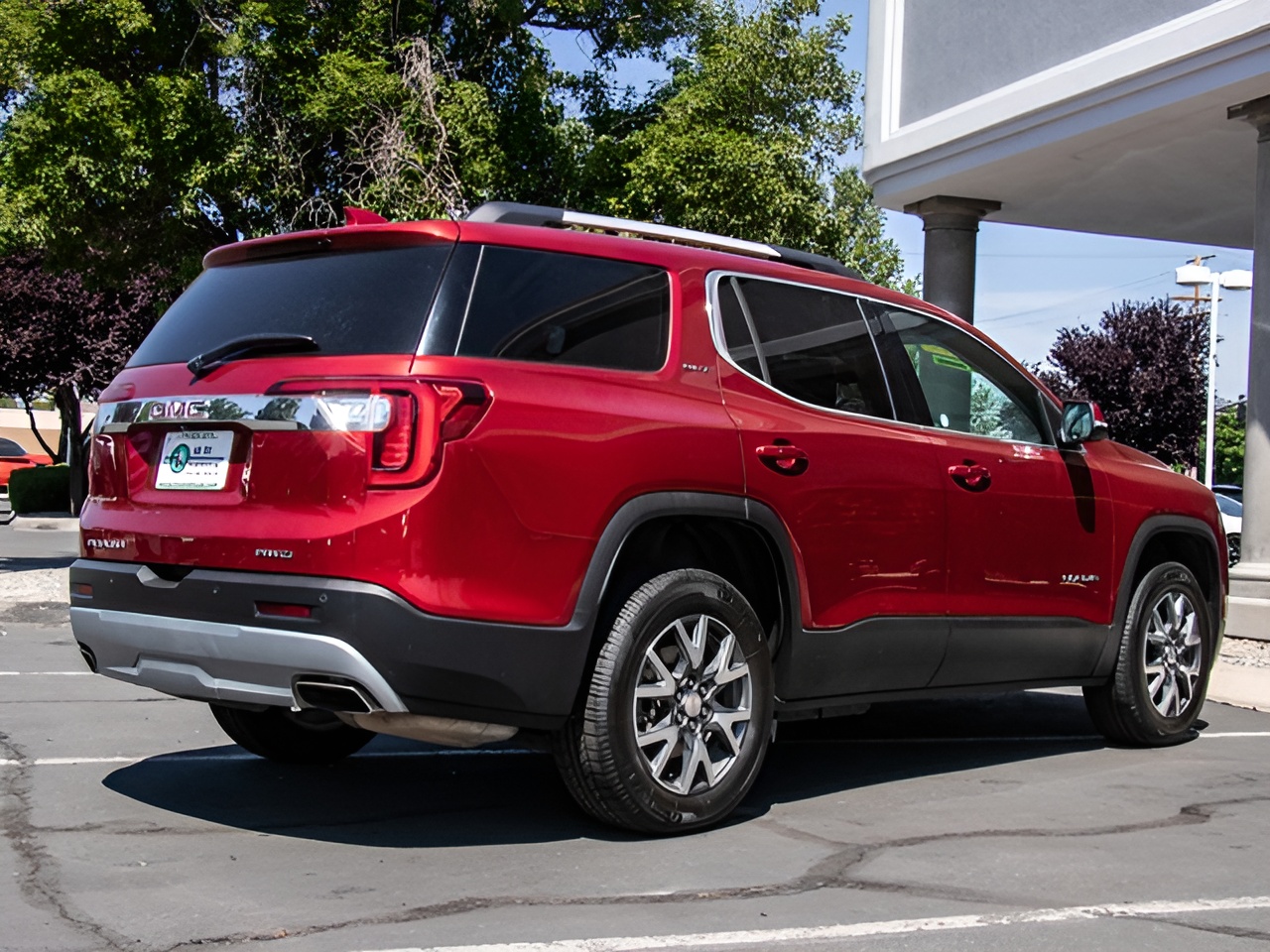 Vehicle image 27 of 30