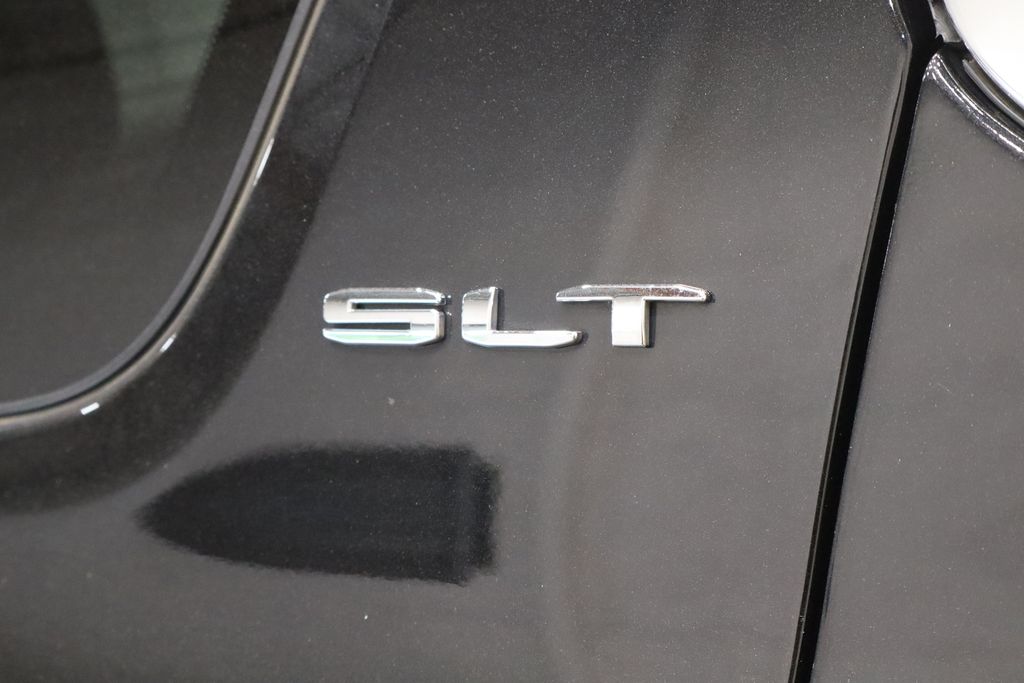 Vehicle image 44 of 45