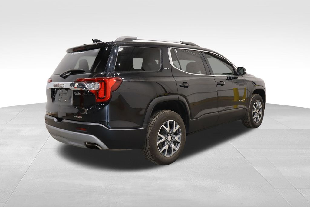 Vehicle image 4 of 45