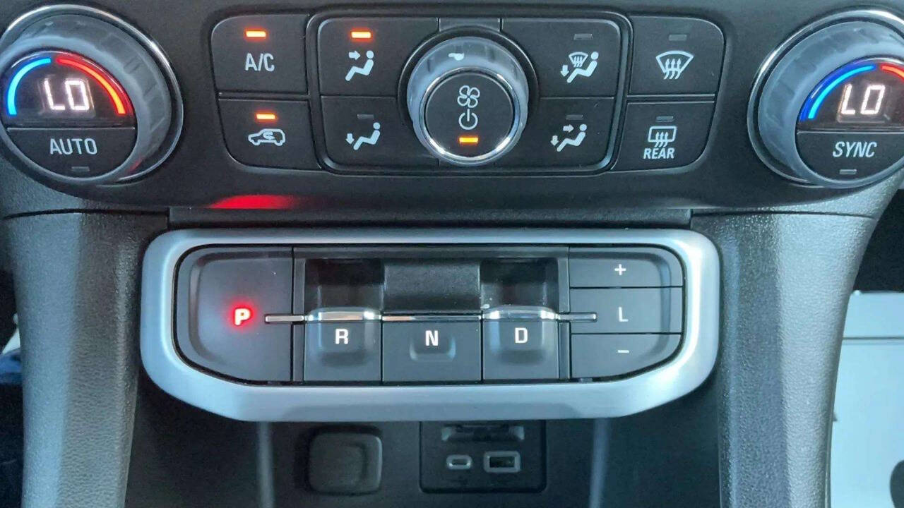 2023 GMC Acadia SLT Image 20 of 29