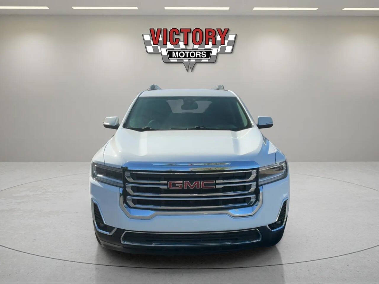 2023 GMC Acadia SLT Image 2 of 29