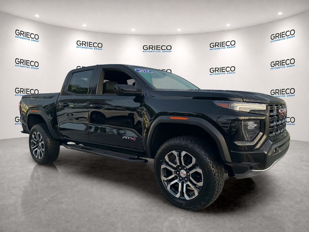 2023 GMC Canyon 4WD AT4 Image 1 of 25