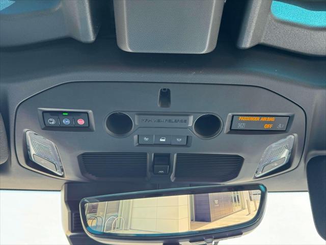 Vehicle image 23 of 23