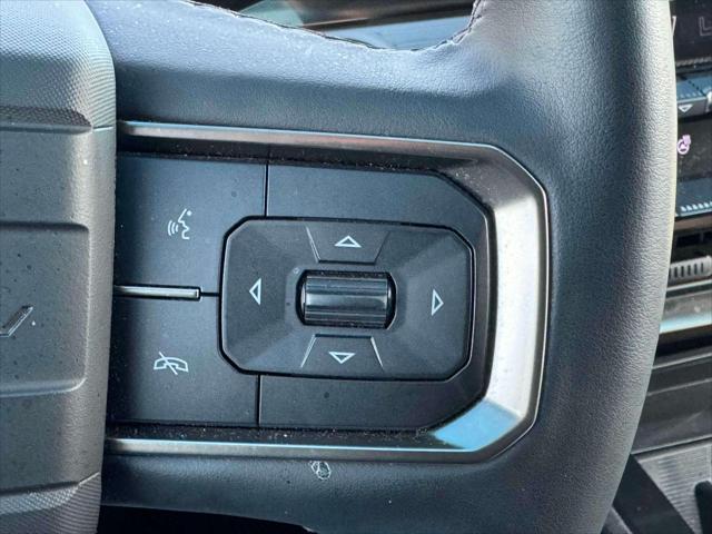 Vehicle image 12 of 23