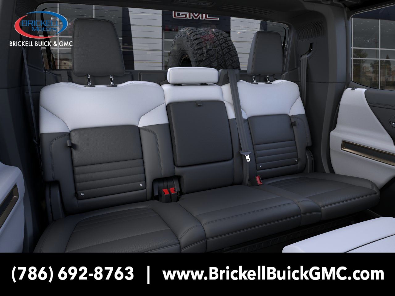 Vehicle image 17 of 24