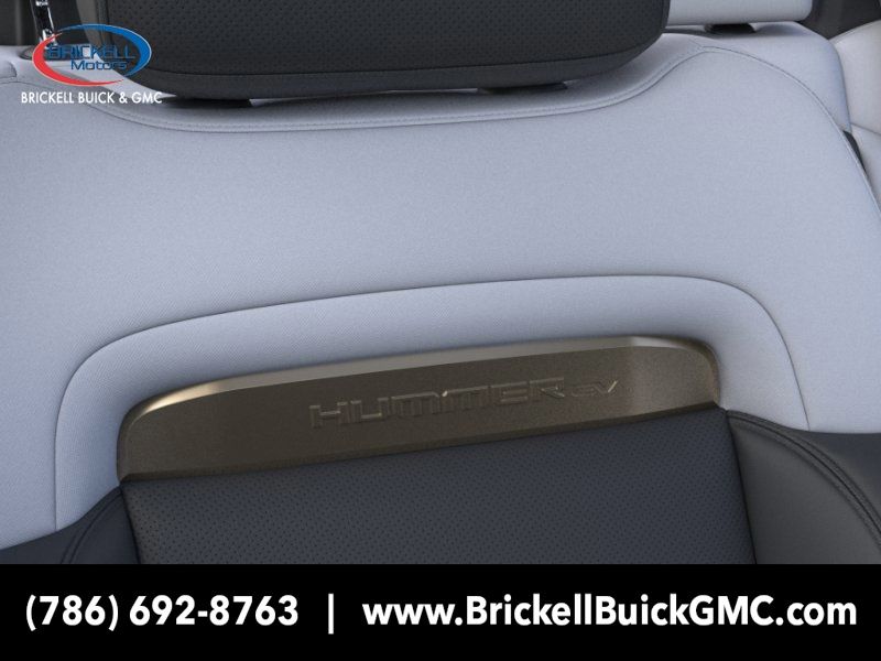 Vehicle image 21 of 24