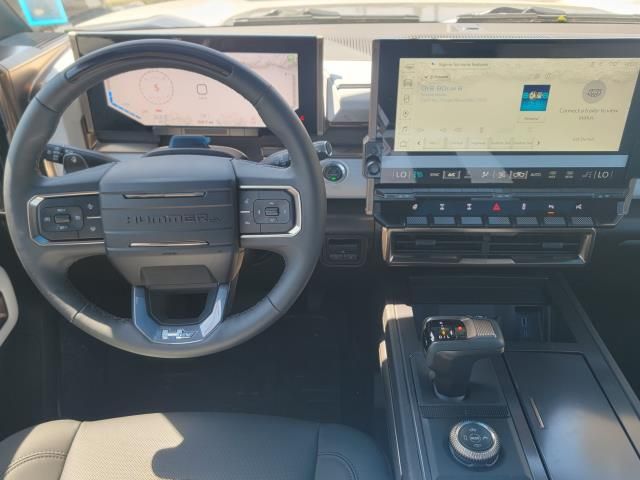 Vehicle image 9 of 17