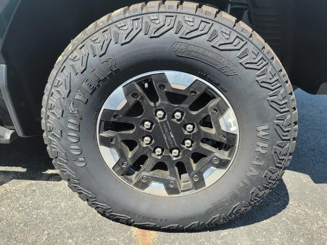 Vehicle image 6 of 17