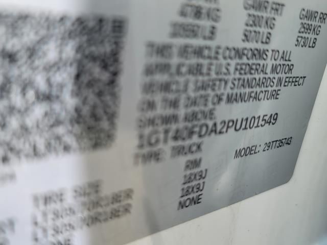 Vehicle image 12 of 17