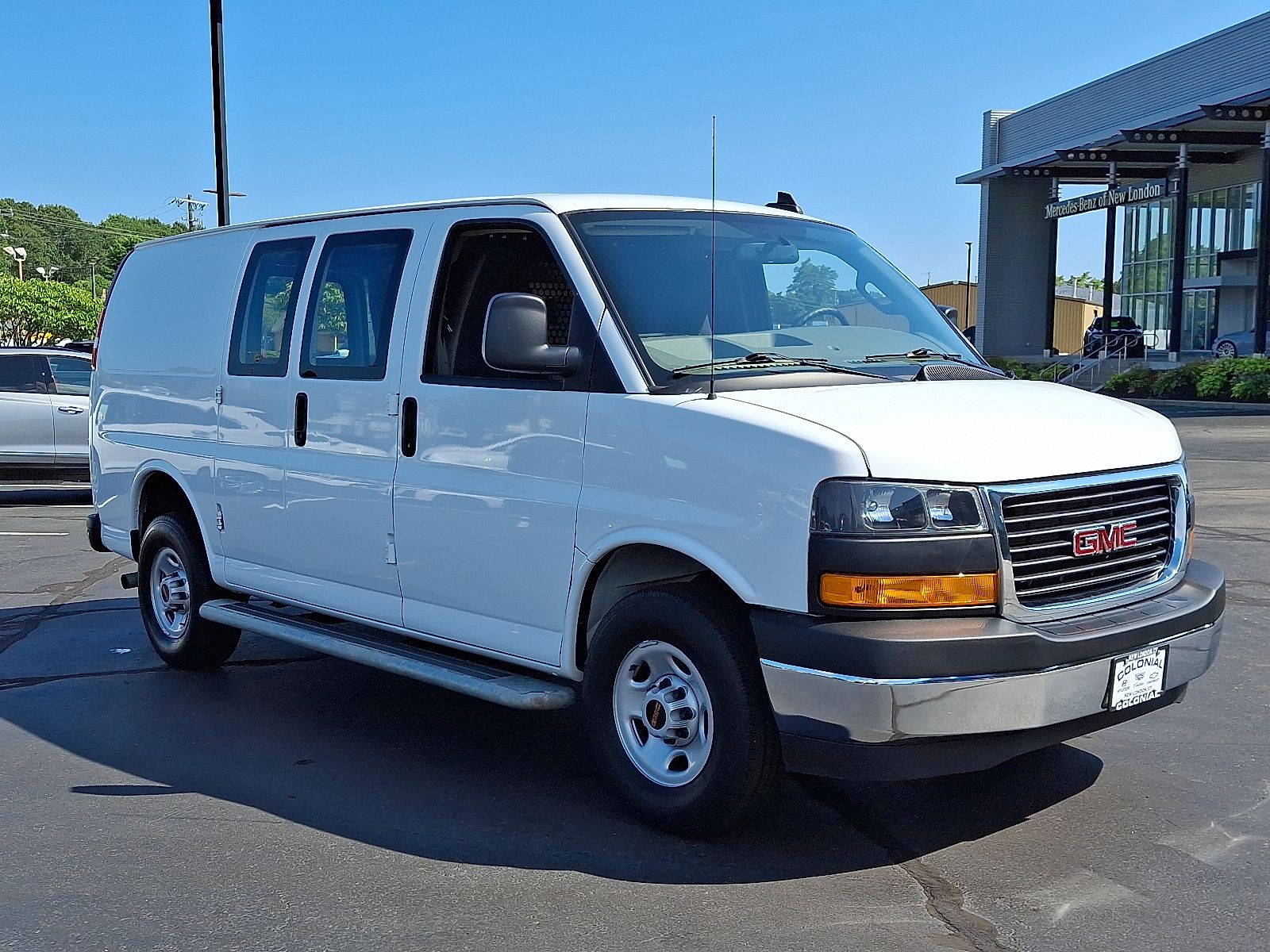 Vehicle image 3 of 30