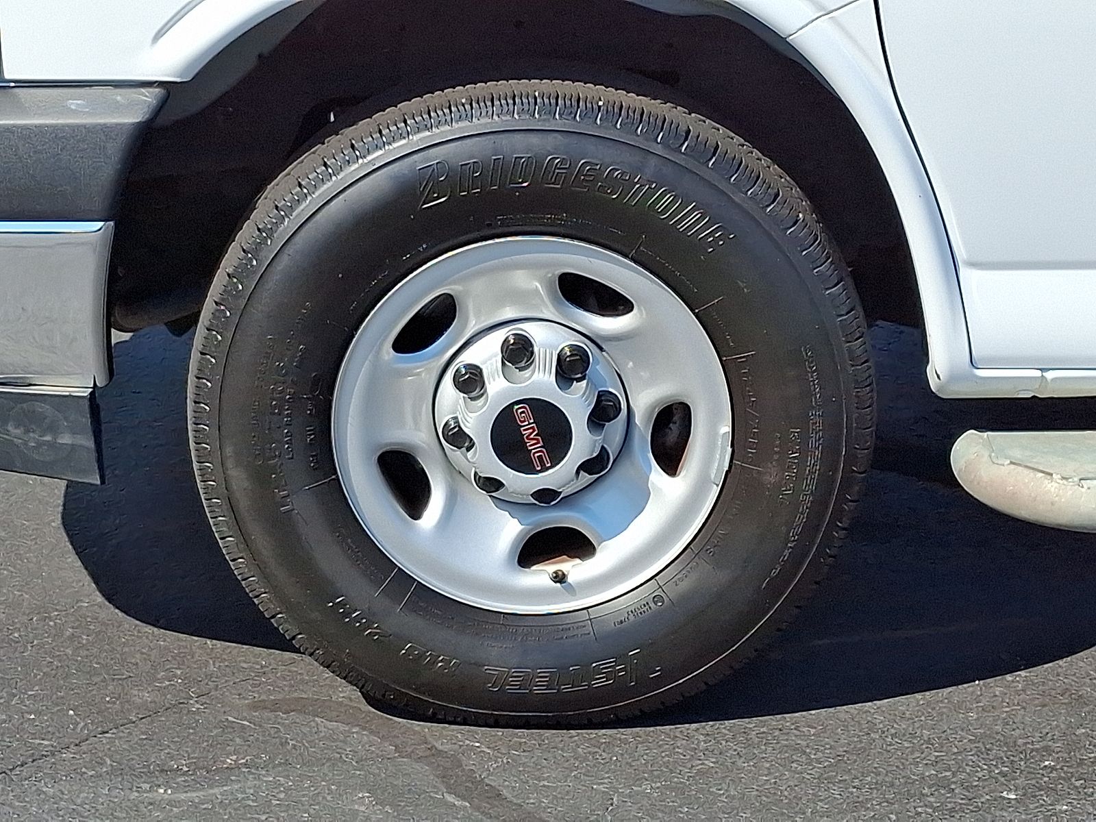 Vehicle image 8 of 30