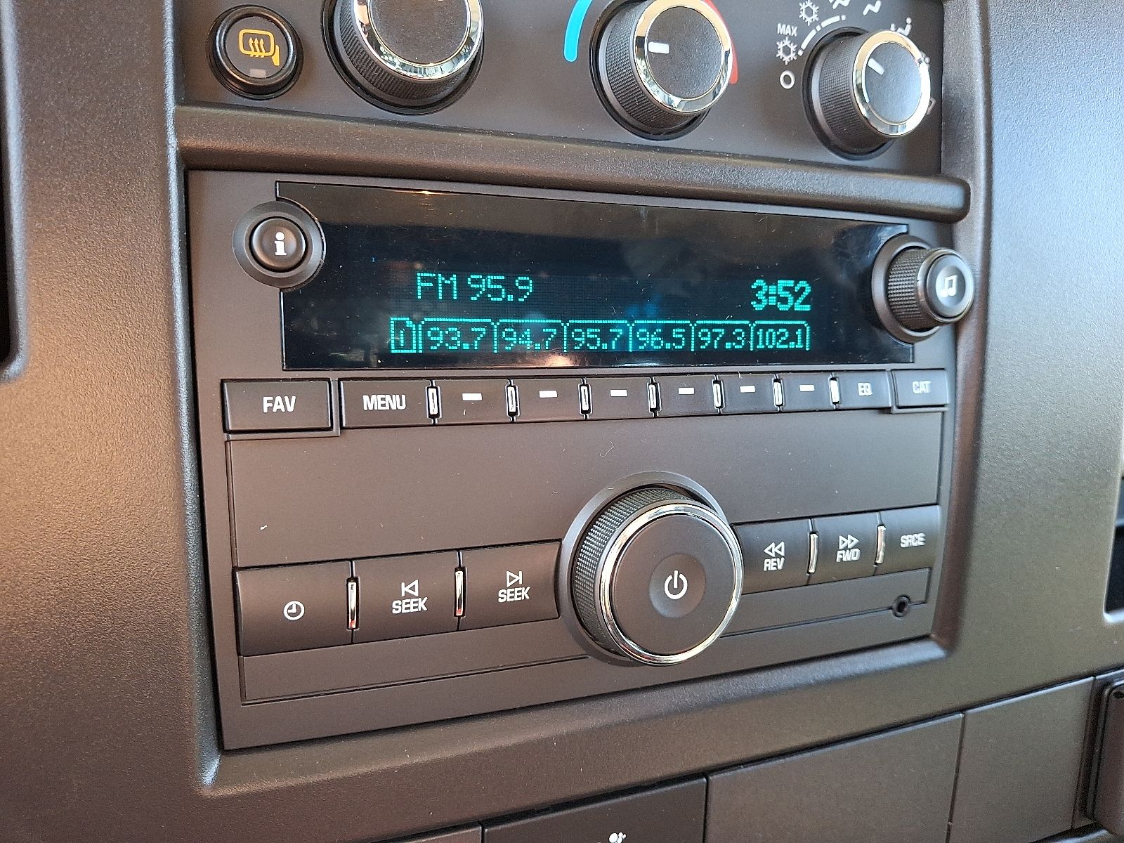 Vehicle image 16 of 30