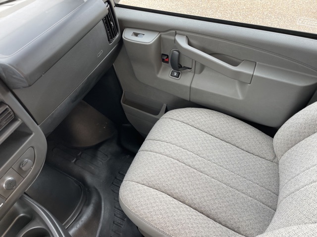 Vehicle image 16 of 16