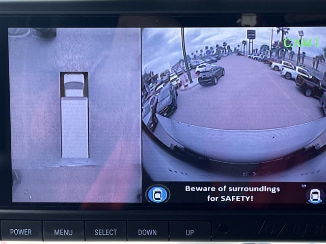 Vehicle image 12 of 21
