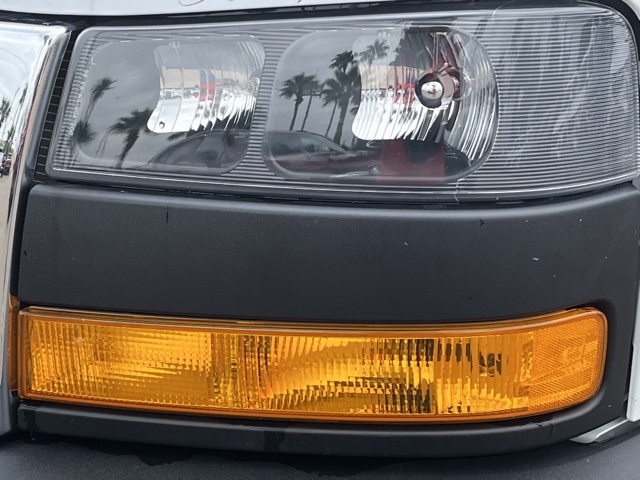 Vehicle image 9 of 21