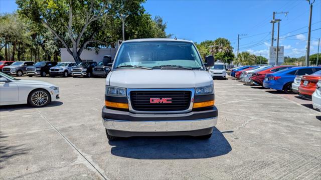 Vehicle image 3 of 29