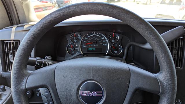 Vehicle image 19 of 29