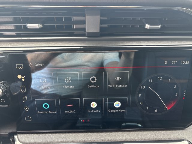 Vehicle image 23 of 32