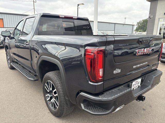 Vehicle image 6 of 32