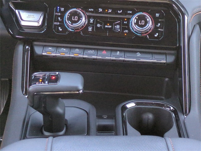 2023 GMC Sierra 1500 AT4 Image 19 of 35
