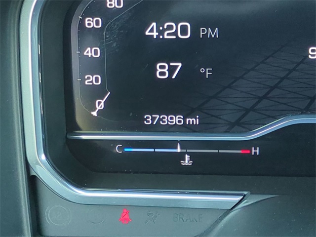 2023 GMC Sierra 1500 AT4 Image 15 of 35