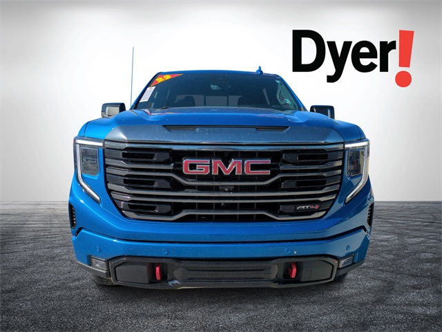 2023 GMC Sierra 1500 AT4 Image 2 of 35