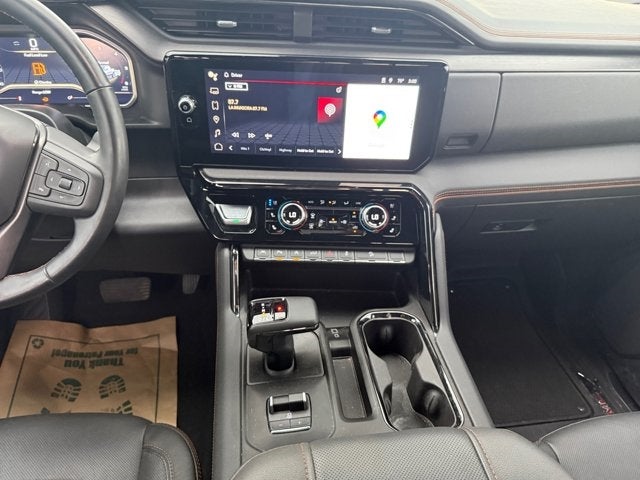 Vehicle image 27 of 35