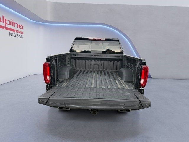 Vehicle image 18 of 35