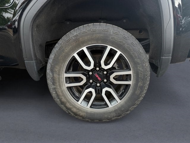 Vehicle image 17 of 35