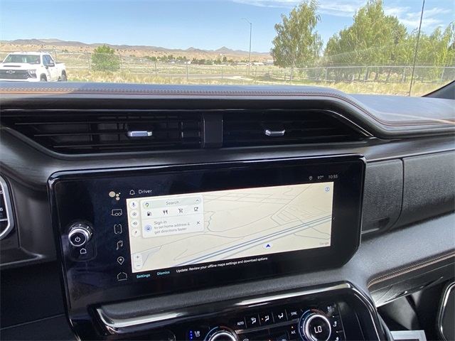 Vehicle image 15 of 24