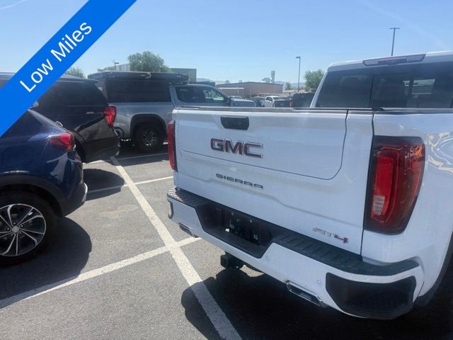 Vehicle image 9 of 13