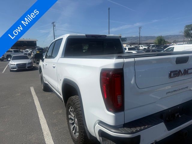 Vehicle image 12 of 13