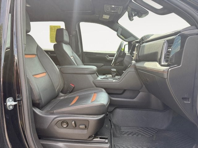 Vehicle image 15 of 31