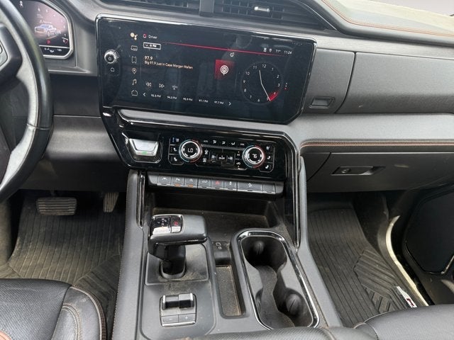 Vehicle image 22 of 31