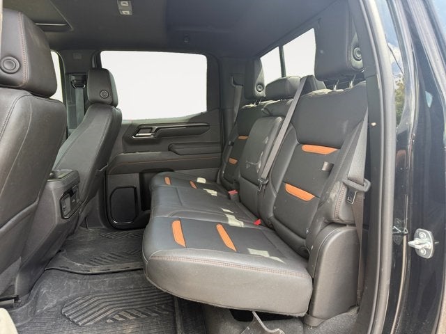 Vehicle image 17 of 31