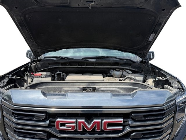 Vehicle image 12 of 31