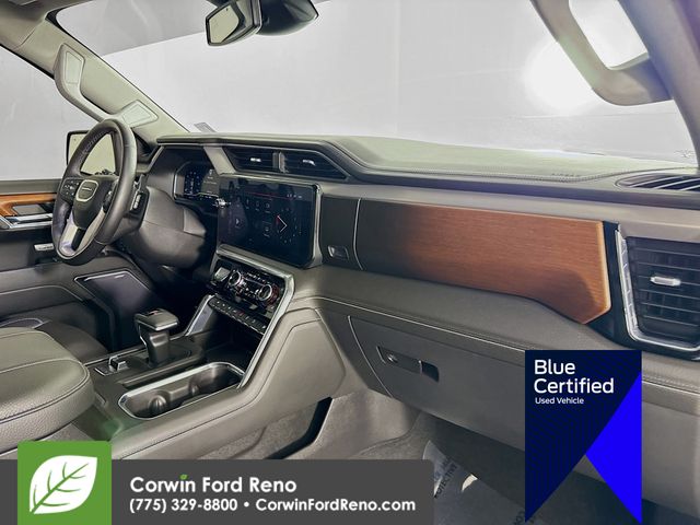 Vehicle image 31 of 42
