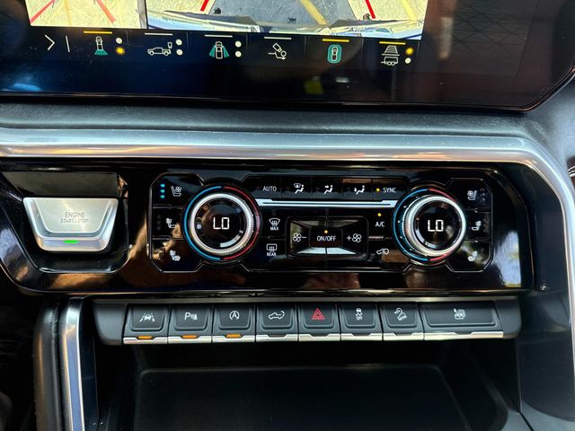 Vehicle image 20 of 34