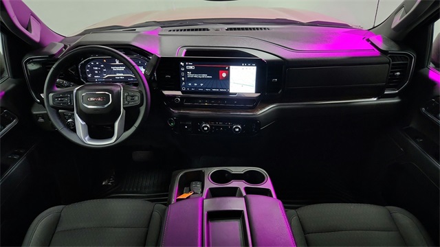 Vehicle image 18 of 26