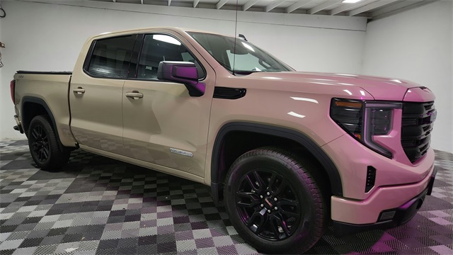 Vehicle image 4 of 26