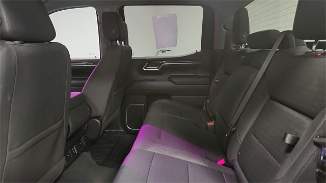 Vehicle image 14 of 26