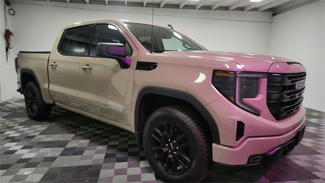 Vehicle image 3 of 26