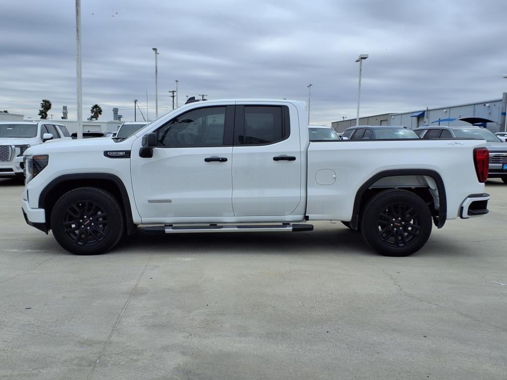Vehicle image 8 of 23