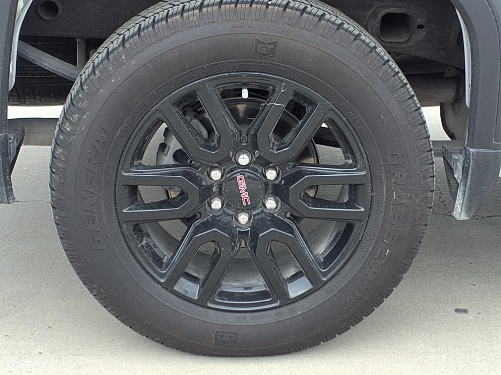 Vehicle image 9 of 23