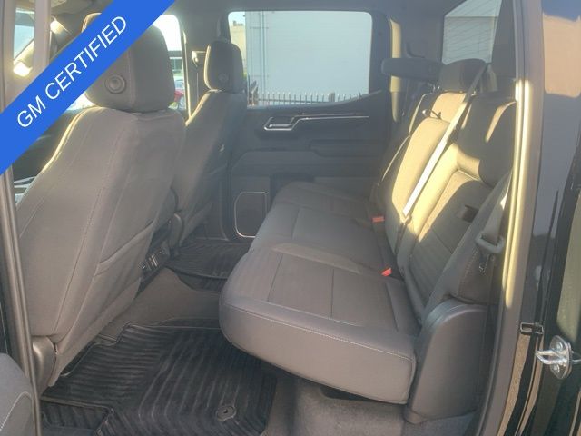 Vehicle image 13 of 24