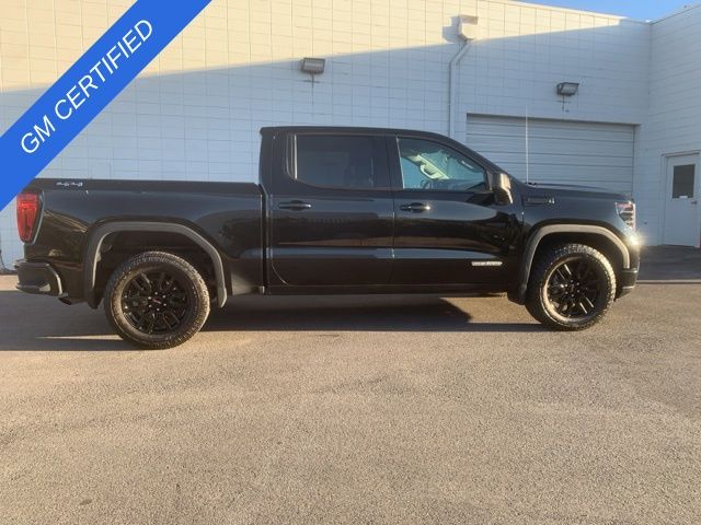 Vehicle image 4 of 24